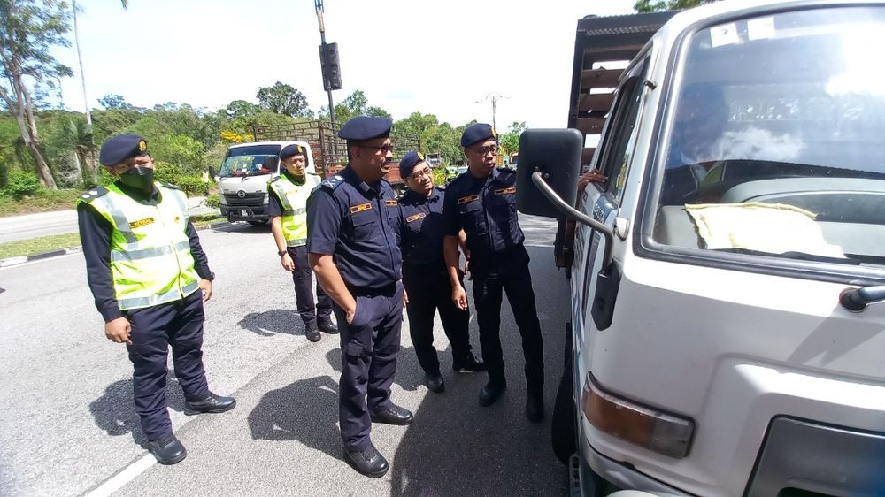 jpj tahan lori