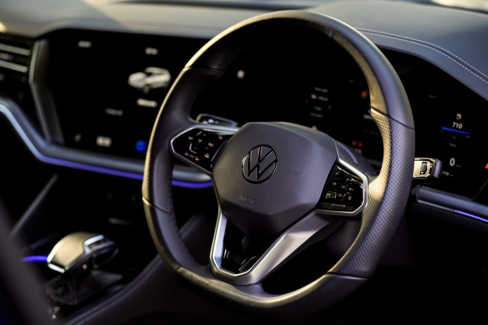 2024 volkswagen touareg r-line review driving impressions malaysia carlist