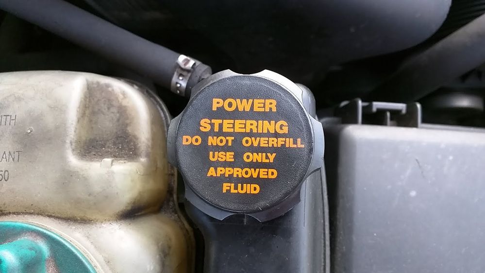 Jika tidak dijaga, masalah akan timbul di steering pump serta steering rack. 