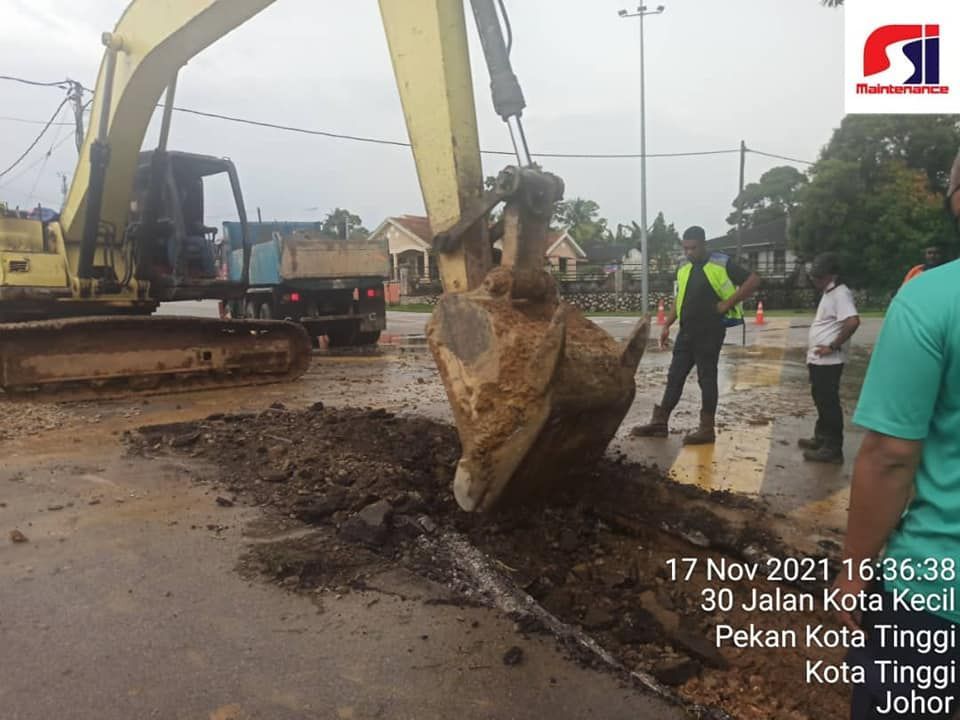 Majlis Daerah Kota Tinggi (MDKT),longkang tersumbat