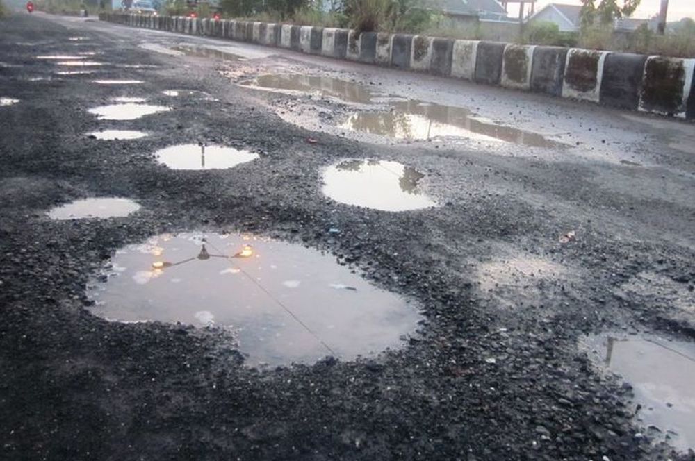 keadaan jalan raya di Malaysia