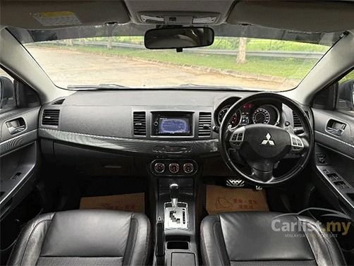 Mitsubishi Lancer 2.4 Sportback Interior