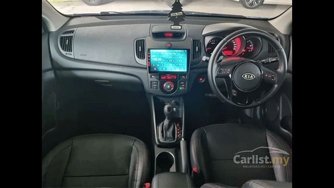 Kia Forte Koup Interior
