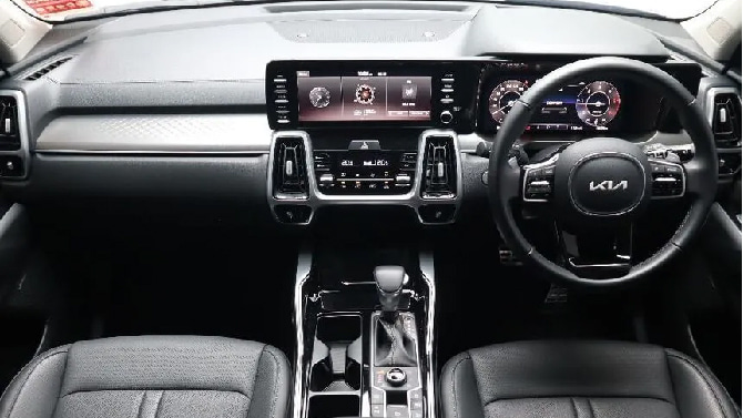 Fourth Generation Kia Sorento Interior