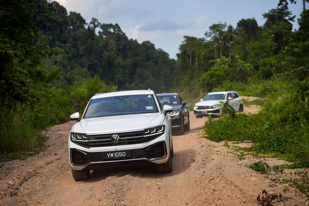 2024 volkswagen touareg r-line review driving impressions malaysia carlist