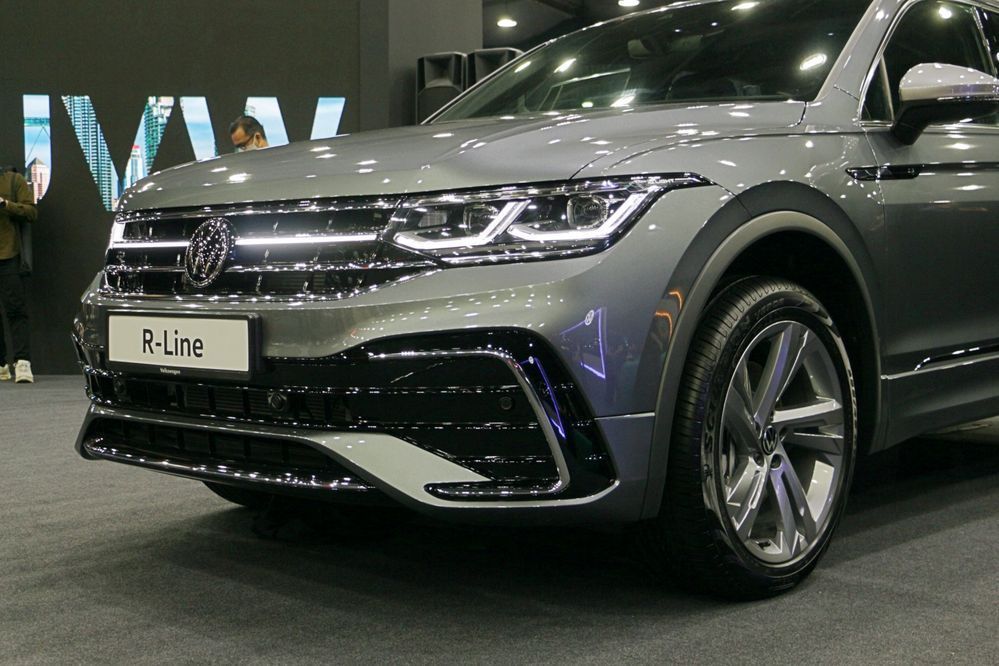 2023 VW Tiguan Allspace R-Line