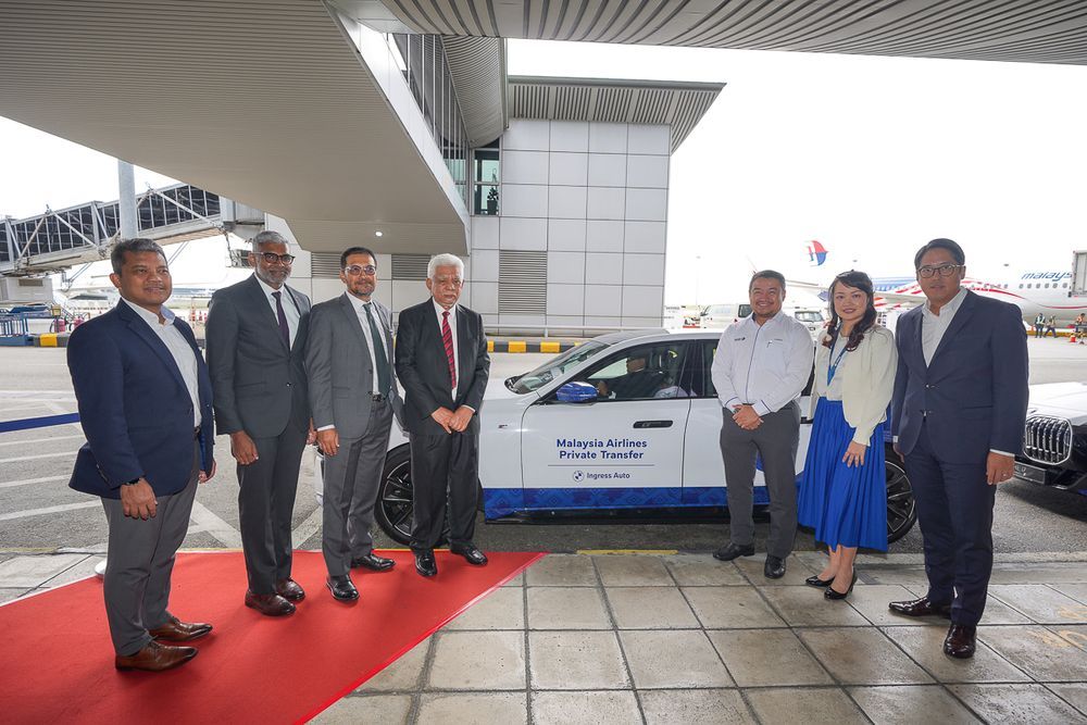 malaysia airlines bmw i7 transport service mas klia