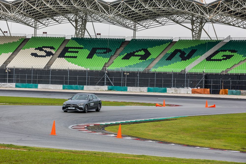michelin brand experience malaysia 2023 sepang circuit pilot sport 5 primacy suv+