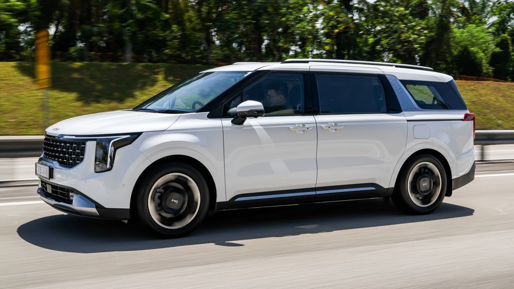 First Drive: 2026 Kia Carnival facelift - The most SUV-looking MPV in ...
