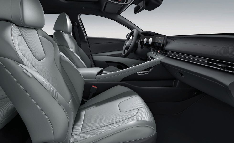 2024 Elantra interior