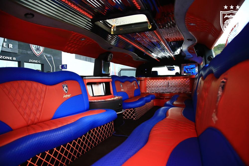 JDT Hummer Tour,Interior,stadium sultan ibrahim