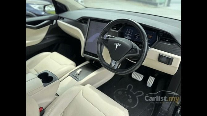 Tesla Model X Interior