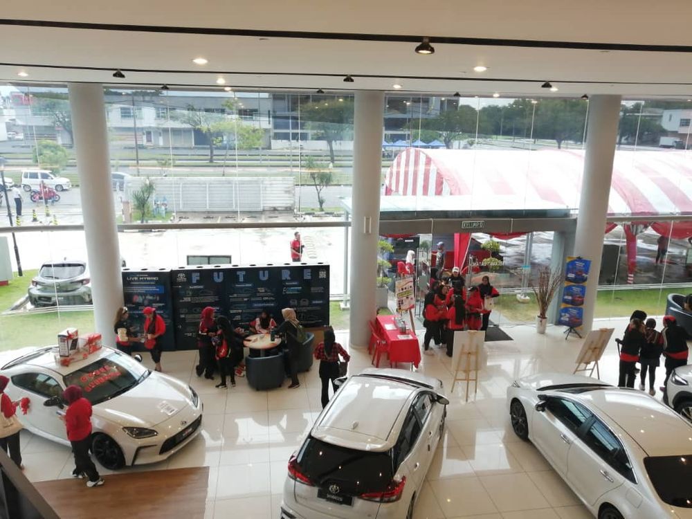 umw toyota malaysia sales figure h1 2024