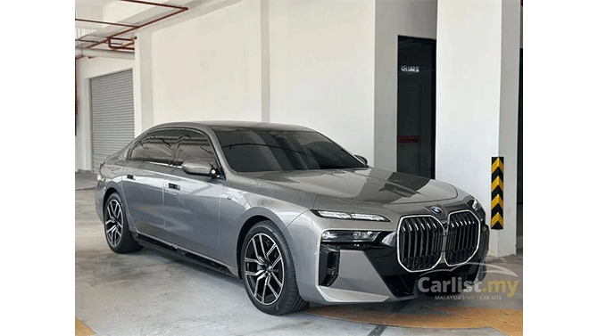 BMW 750e