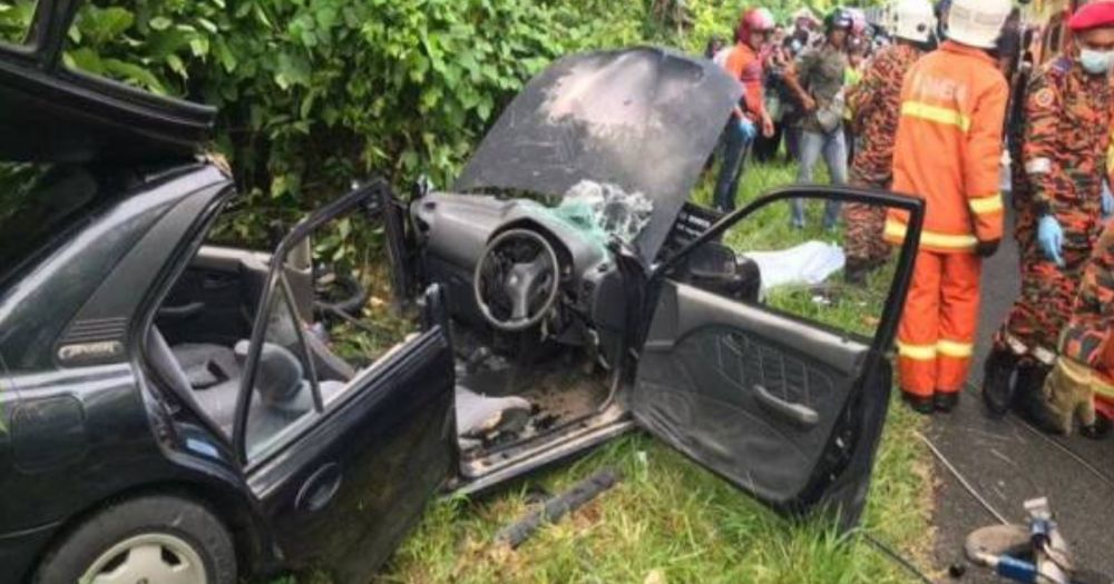 Langgar Babi Melintas, Nissan X-Trail Bawa Vaksin COVID-19 