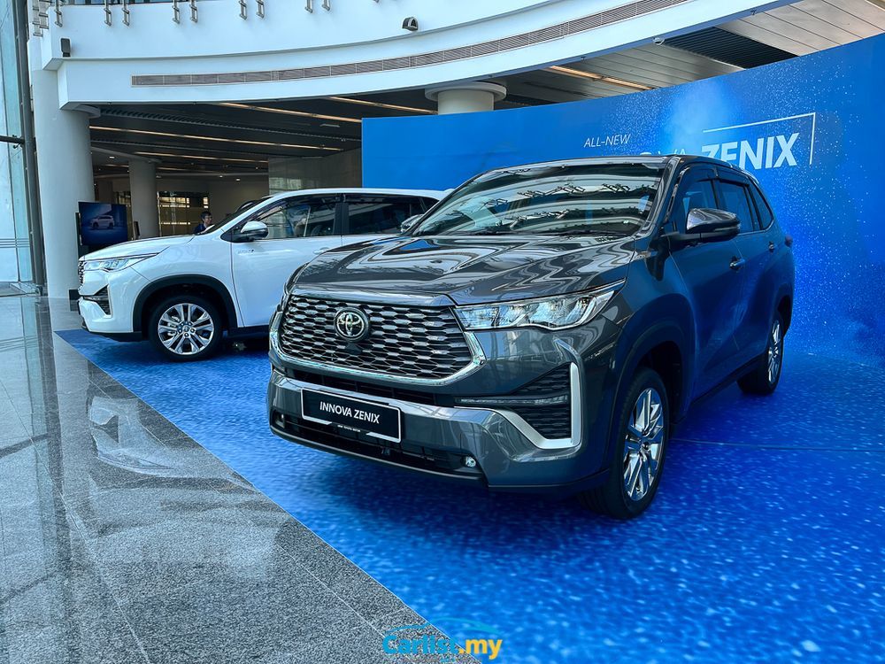 2023 toyota innova zenix ice v hev price specs malaysia