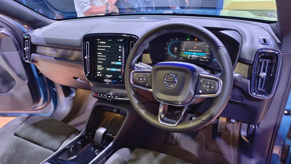 2023 Volvo C40 Recharge Full Electric - Malaysia - Launch