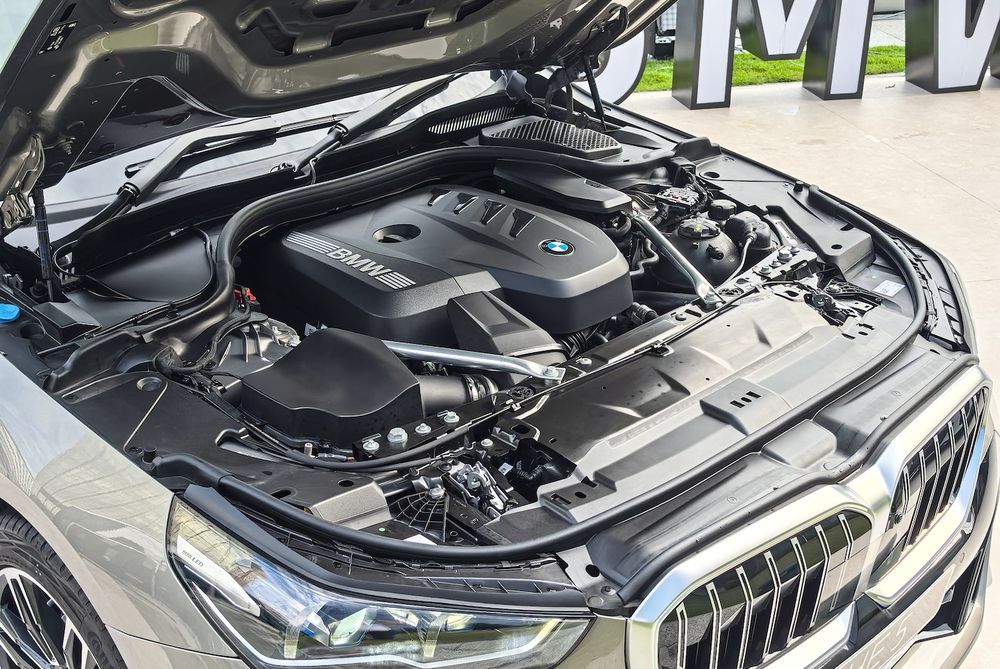 2024 BMW 520i M Sport added to G60 5 Series range for RM350k, star of