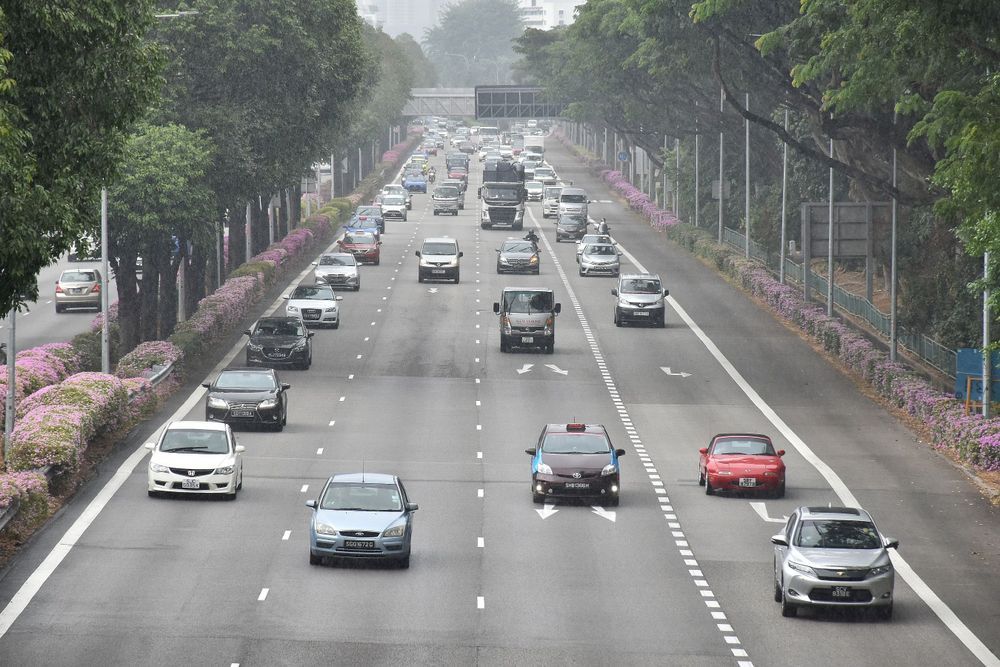 Kereta,lebuhraya di singapura,Phua Chu kang, Gurmit Singh, denda