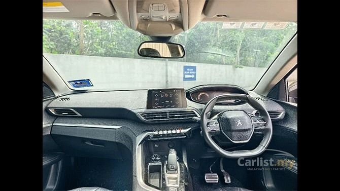 Peugeot 5008 Interior
