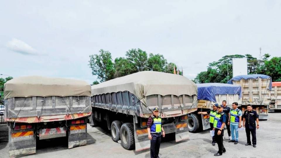 lorry transport ban chinese new year malaysia 2024