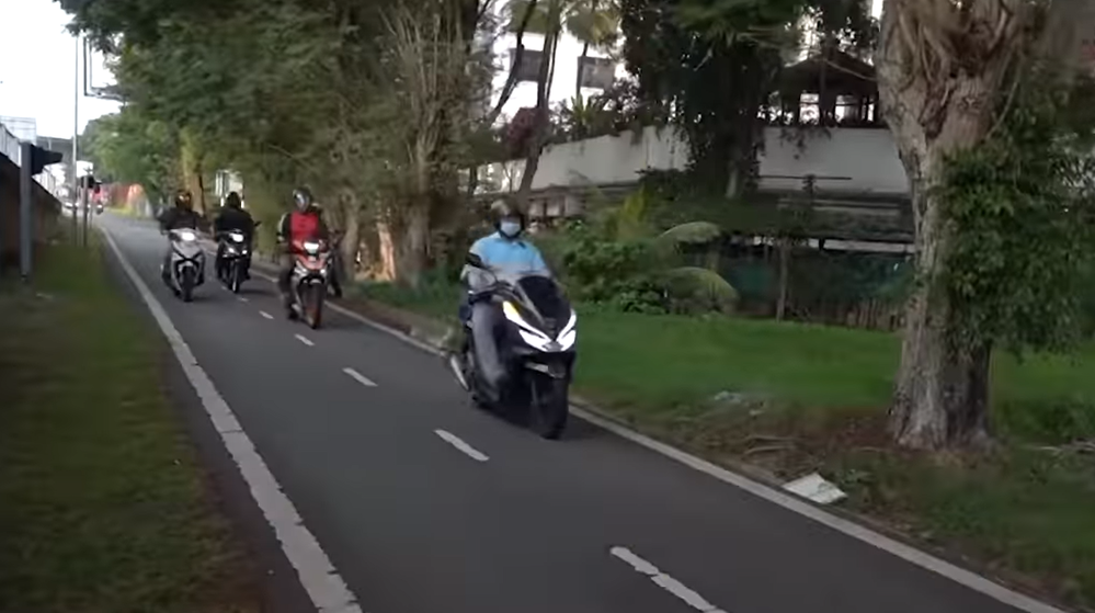 laluan motosikal di lebuhraya