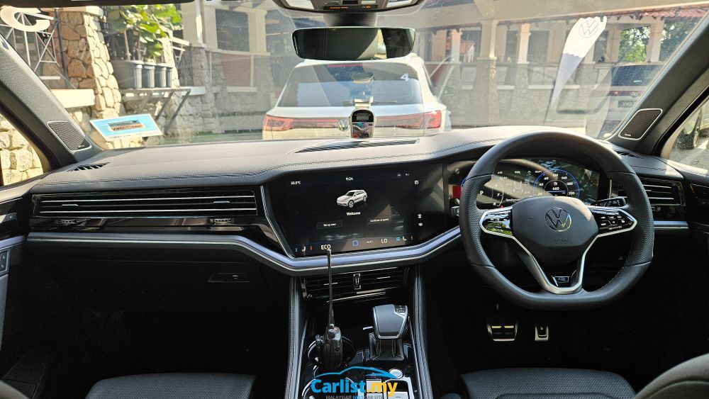 2024 volkswagen touareg r-line review driving impressions malaysia carlist