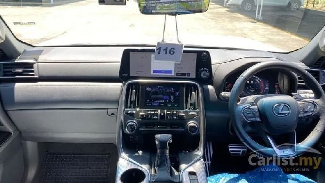 Lexus LX 500d Interior