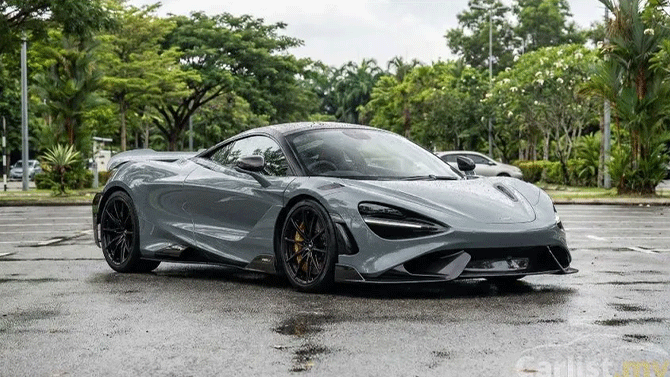 McLaren 765LT
