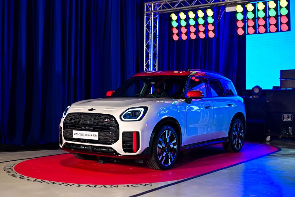 2024 mini countryman jcw price specs malaysia