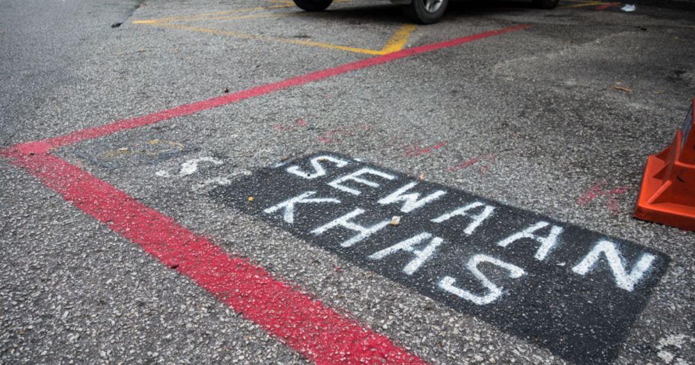 Kenali Parking Kotak Merah Petak Khas Undang Undang Yang Perlu Anda Tahu Car Owners Guides Carlist My