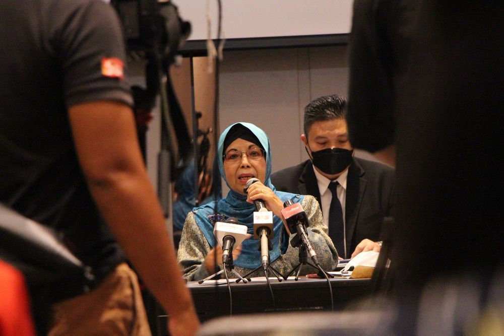 Dato Aishah, MAA