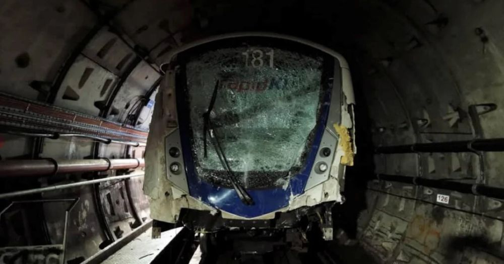 tren LRT kelana jaya kemalangan,pelanggaran LRT