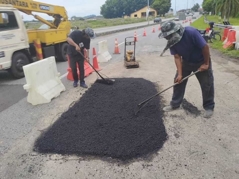baik pulih jalan raya