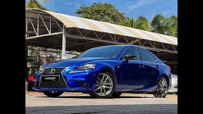Lexus IS200t