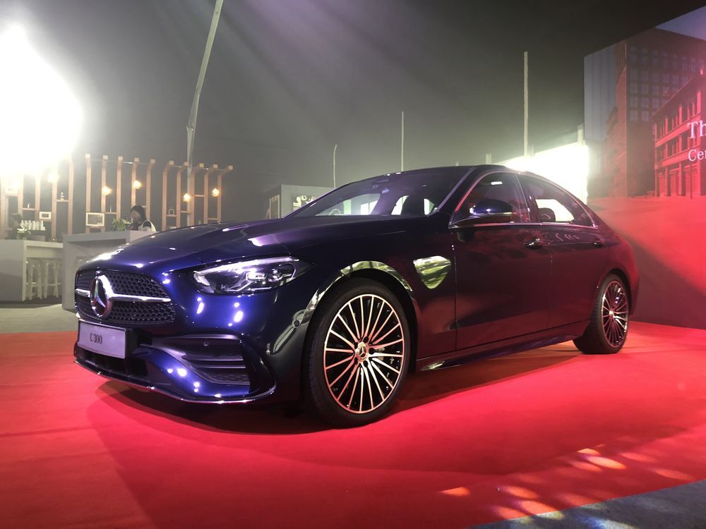 C300 AMG Line Exterior View