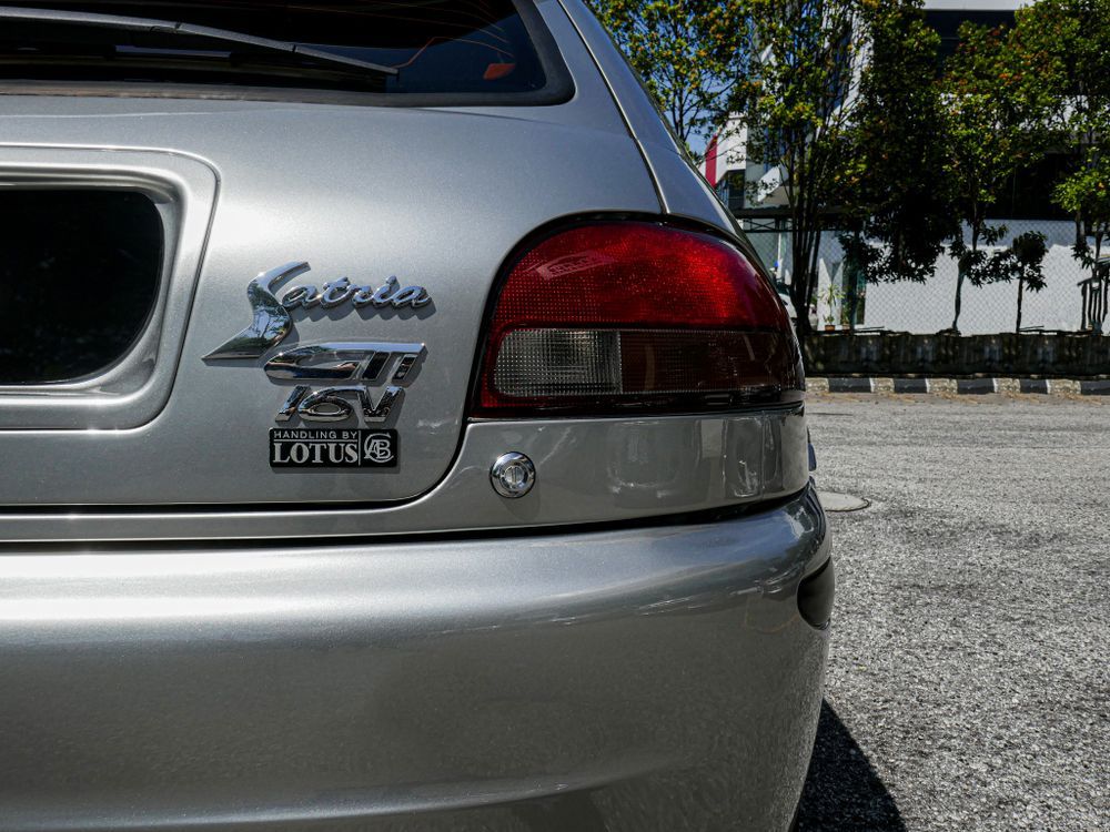 emblem lotus,satria GTi,Proton