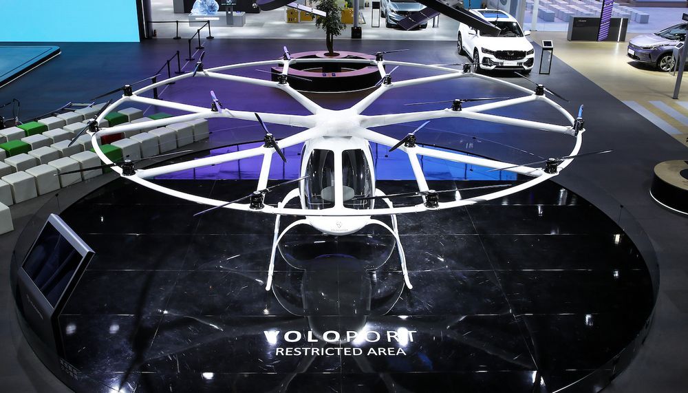 Geely Brought Volocopter's 2X Flying Car (Air Taxi) To Auto Shanghai ...