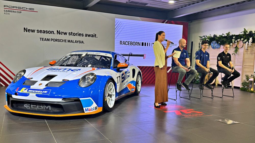 Team Porsche Malaysia names Naquib Azlan as 2026 Carrera Cup Asia Pro ...