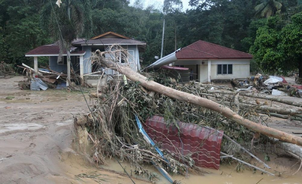 Banjir: Kerajaan Umum Bantuan RM1,000 Kepada Isi Rumah Terjejas - Auto ...