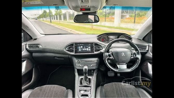 Peugeot 308 Interior