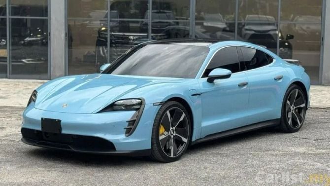 Porsche Taycan 4S