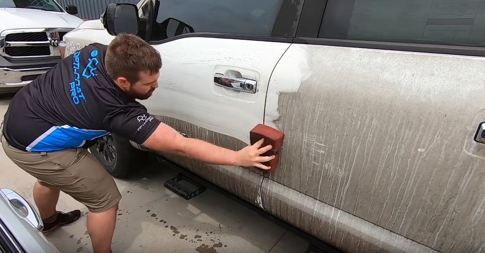 Rinseless Wash Revolution: Still Cleaning Your Car The Hard Way