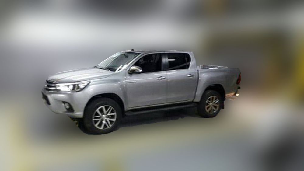 13219-2015-all-new-toyota-hilux-what-we-know-so-far-3a.jpg