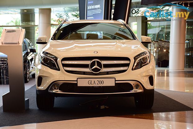 13254-2015-mercedes-benz-roadshow-nz-wheels-ioi-4.jpg