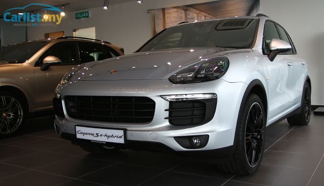 14040-2015-porsche-cayenne-launch-event-5.jpg