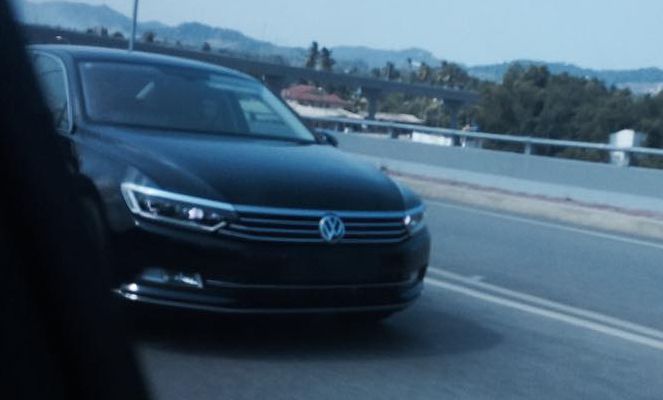 14949-2016-volkswagen-passat-b8-spied-in-malaysia-2.jpg