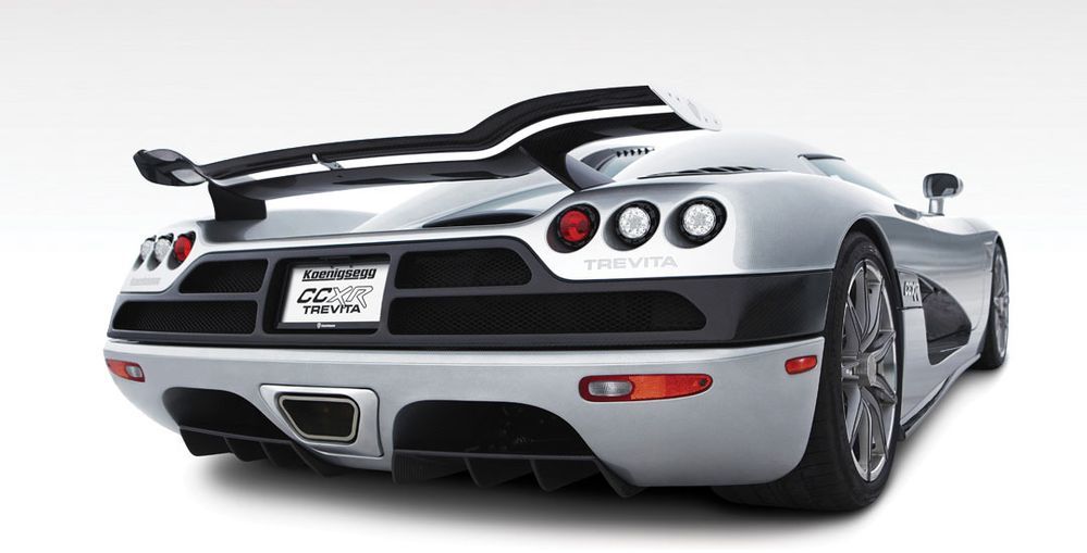 15069-2015-floyd-mayweather-koenigsegg-ccxr-trevita-1a.jpg