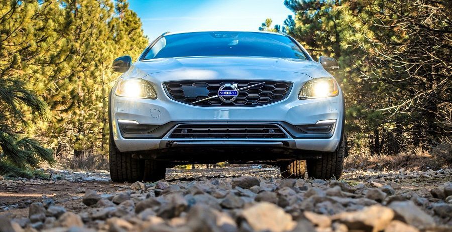 15271-2015-volvo-v60-cross-country.jpg