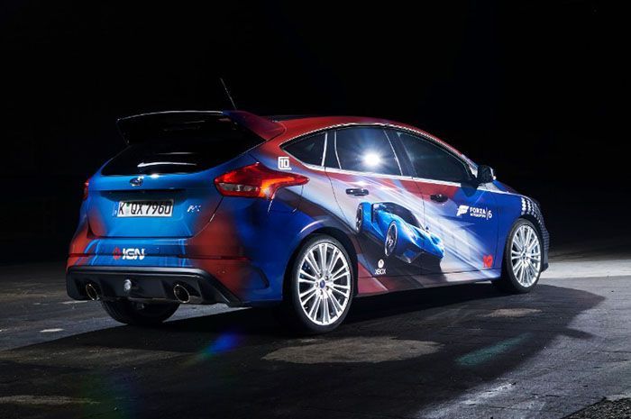 17524-2015-stig-reveals-forza-ford-focus-rs-2.jpg